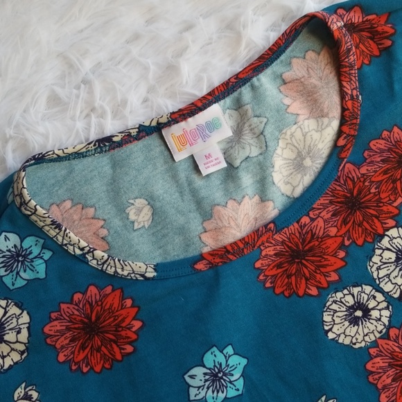 LuLaRoe IRMA Medium NWT Floral Flag USA America - Picture 3 of 6